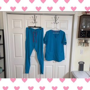 Med Couture Scrub Set